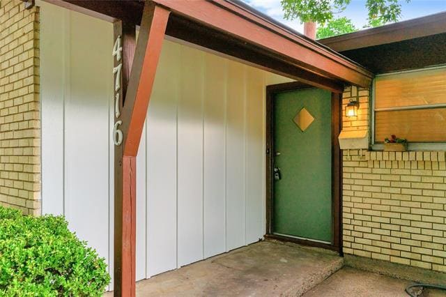 Building Photo - 4716 Fawn Dr