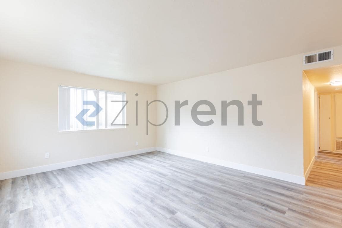 Building Photo - Unit 49