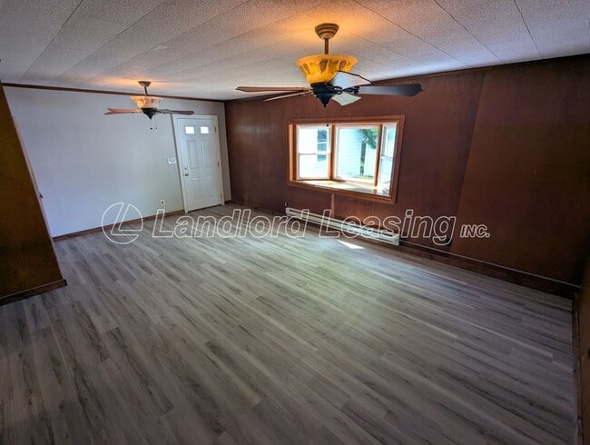Building Photo - Remodeled 4-Bedroom with Addition and Garage!