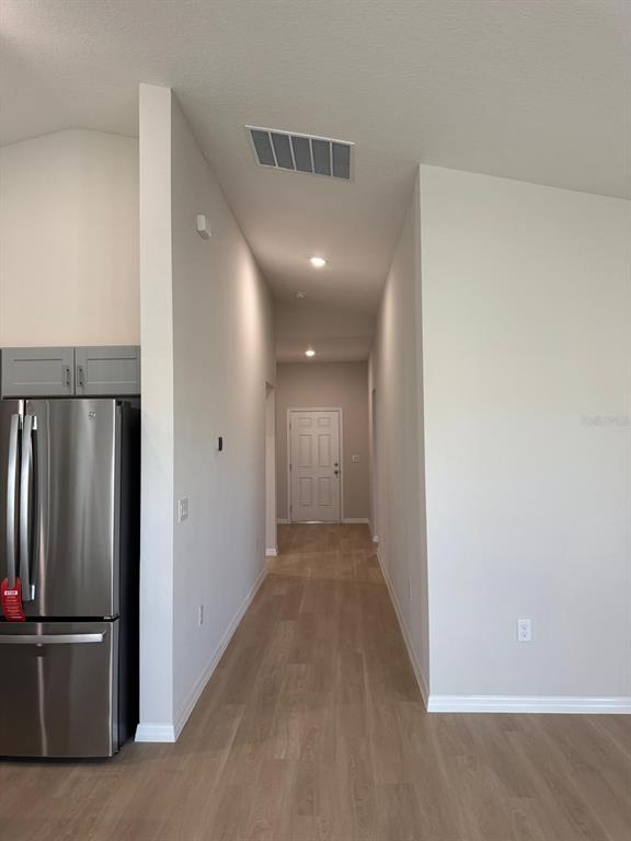 Building Photo - 1090 Foreshore Ln