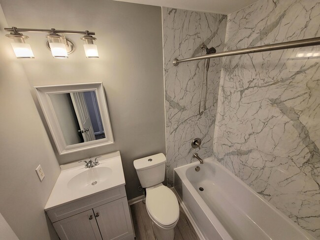 Building Photo - Ballantyne Beauty for Immediate Lease!