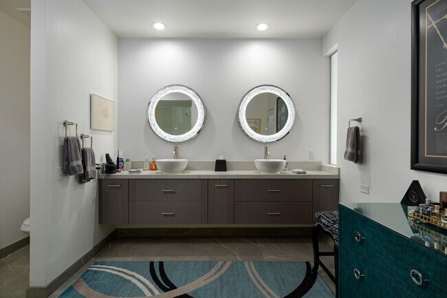 Building Photo - 477 Desert Lakes Dr