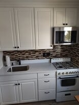 Building Photo - 28 Beechwood Ave