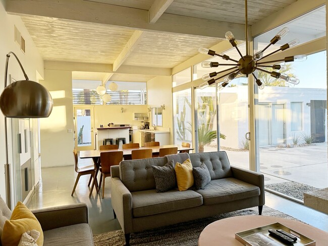 Building Photo - Stunning Midcentury Retreat in Twin Palms ...