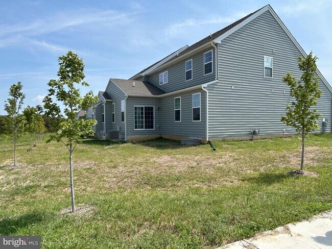 Building Photo - 601 Gordon House Wy