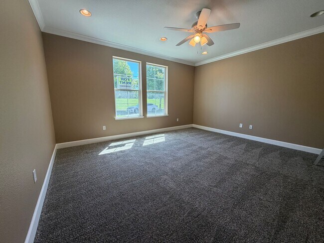 Building Photo - 3122 Mowbray Way