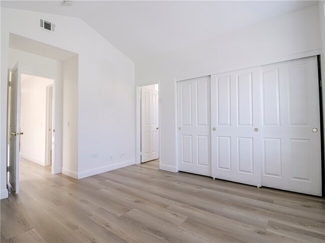 Building Photo - 25035 Eaton Ln