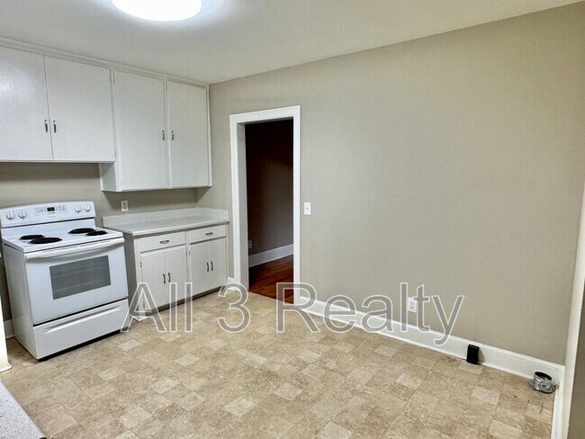 Building Photo - 108 Brantwood Dr