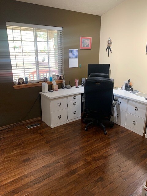 Building Photo - 13231 W Sunnyvale Dr