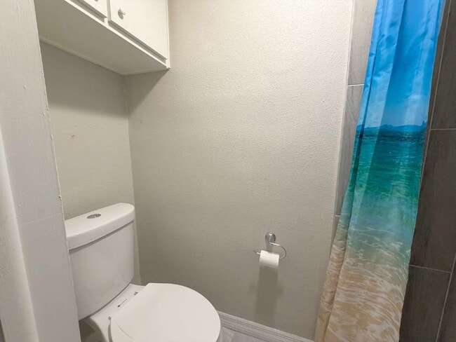 Building Photo - 5706 Chipper Dr