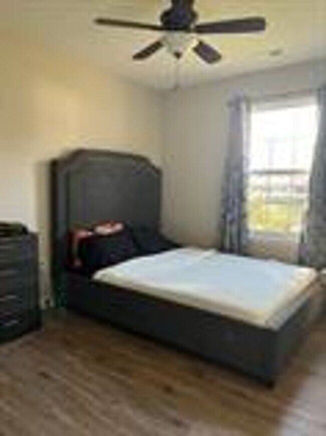 Building Photo - 108 Mimosa Cir