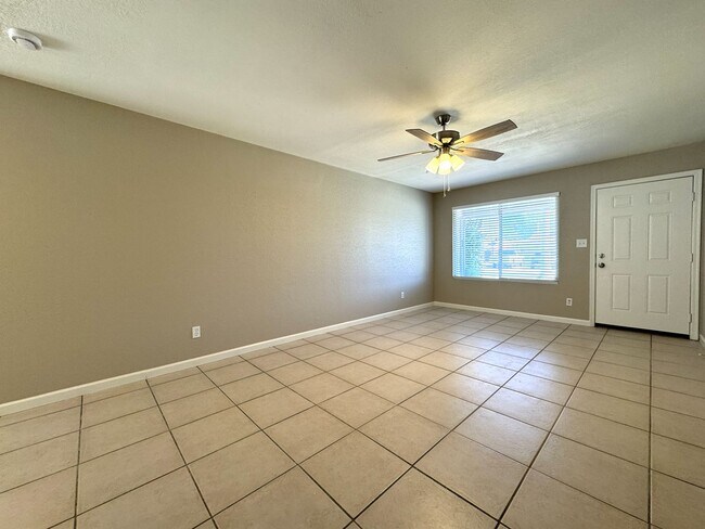 Building Photo - CORNER LOT 3 BEDROOM PLUS DEN WITH FIREPLACE AND LARGE YARD