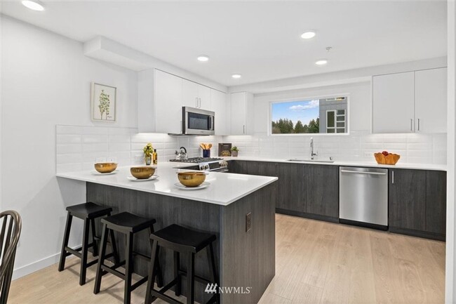 Primary Photo - 3 Bedroom Townhome in Seattle