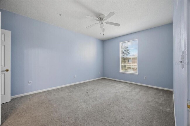 Building Photo - 14353 Fredricksburg Dr