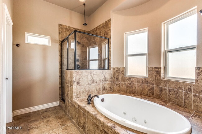Building Photo - 3644 Almond Beach Dr