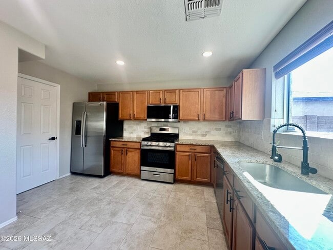 Building Photo - 13696 E Shadow Pines Ln