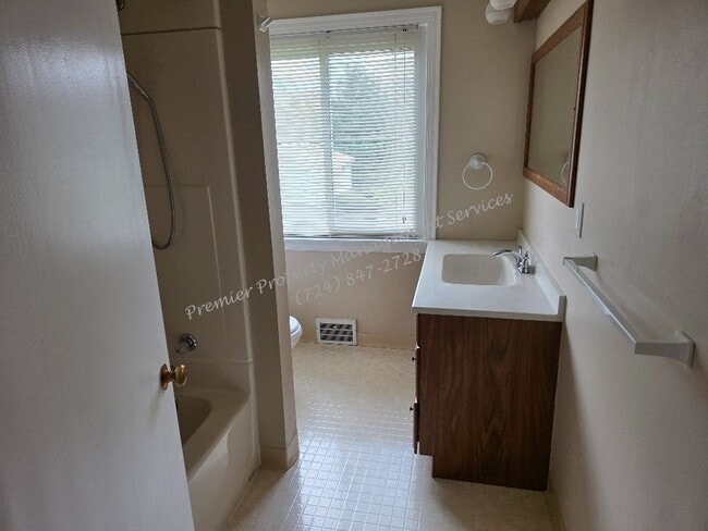 Building Photo - 2361 Darlington Rd