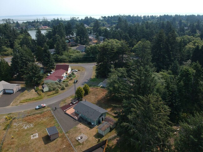 Building Photo - Beautiful 2 Bed, 2 Bath Home for Rent in Ocean Shores!