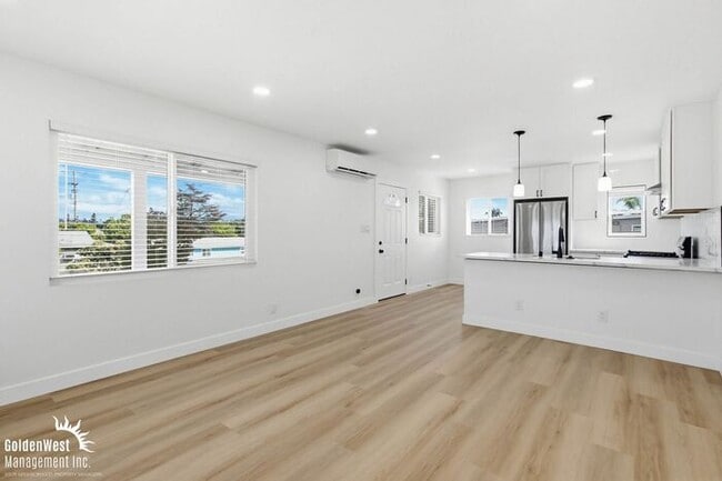 Building Photo - Newly Renovated 2Bdm 1Ba Apartment with Modern Upgrades in Chula Vista!