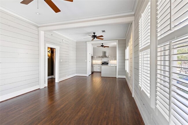 Building Photo - 809 Woodrow St