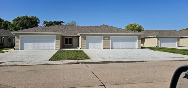 Primary Photo - 2 bedroom, 1 bathroom apartment with 2 car attached garage