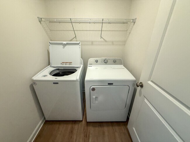 Building Photo - 4615 Carlstrom Ln