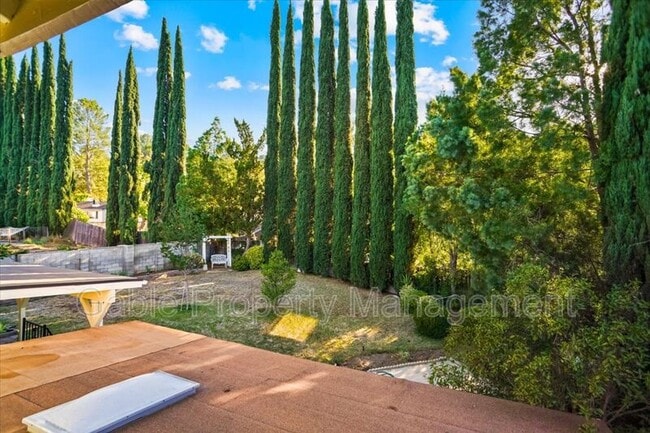 Building Photo - 26421 Torrey Pines Dr
