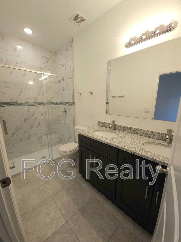 Building Photo - 10616 N Didiscus Dr