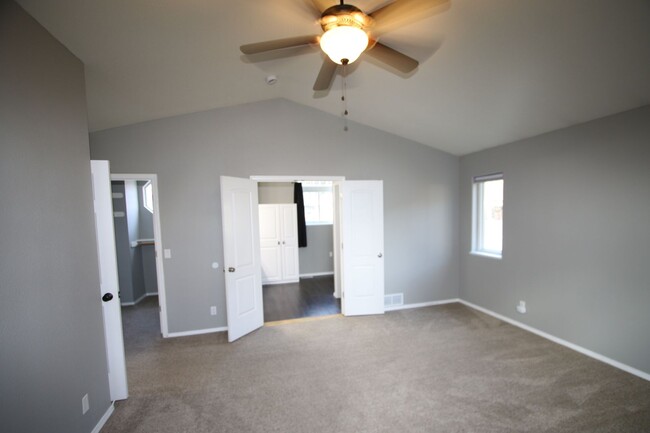 Building Photo - 19508 Highland Ridge Dr