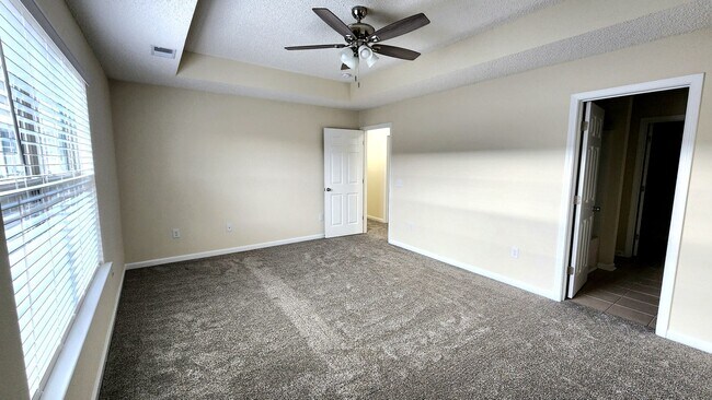 Building Photo - 485 Canyon Oak Loop