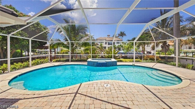Building Photo - 1320 Marlin Dr