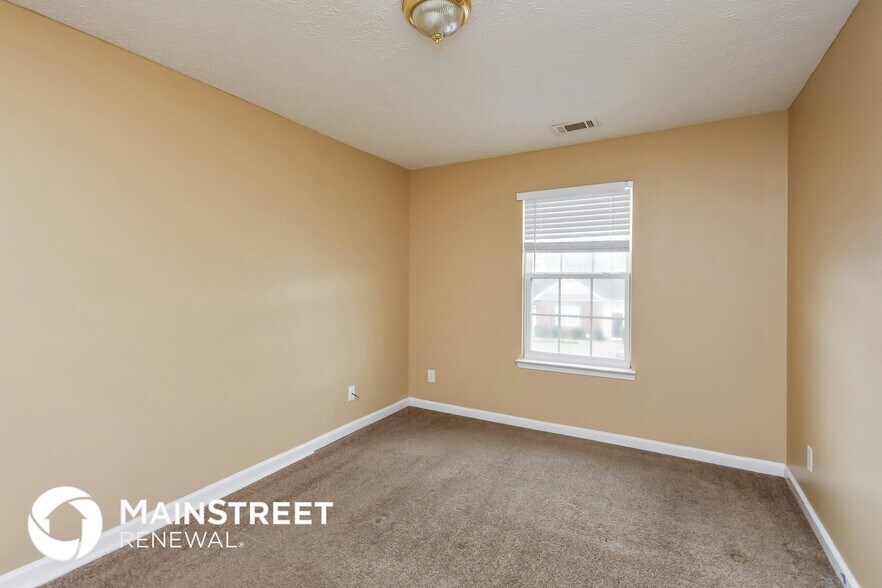 Building Photo - 155 Meadowridge Dr