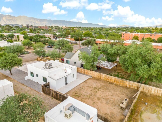 Building Photo - Sam Hughes New Home - Available for PRELEASE 2026!