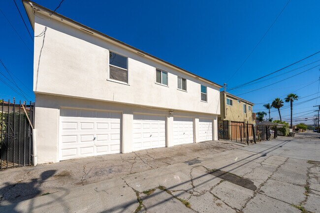 Building Photo - 3626 Highland Ave