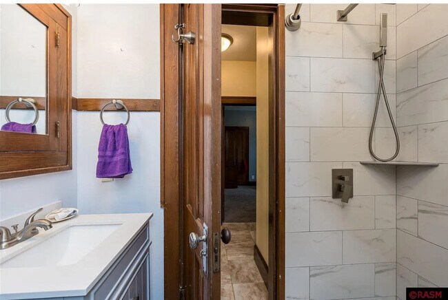 Building Photo - 1026 N 2nd St