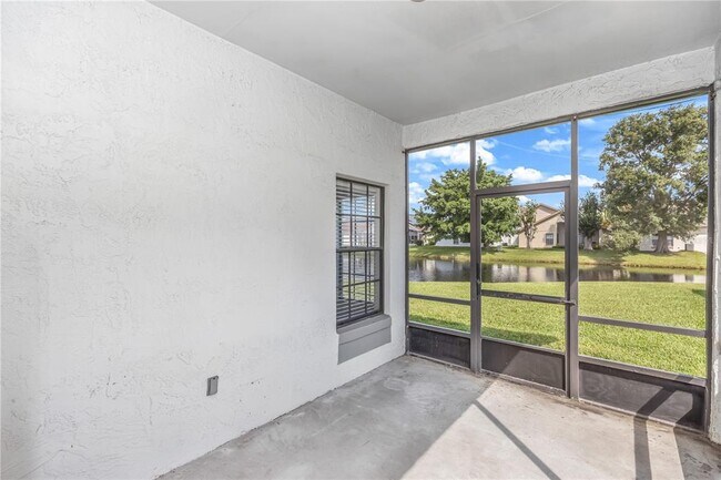 Building Photo - 5831 Plumtree Ct