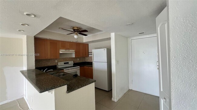 Building Photo - 486 NW 165th St