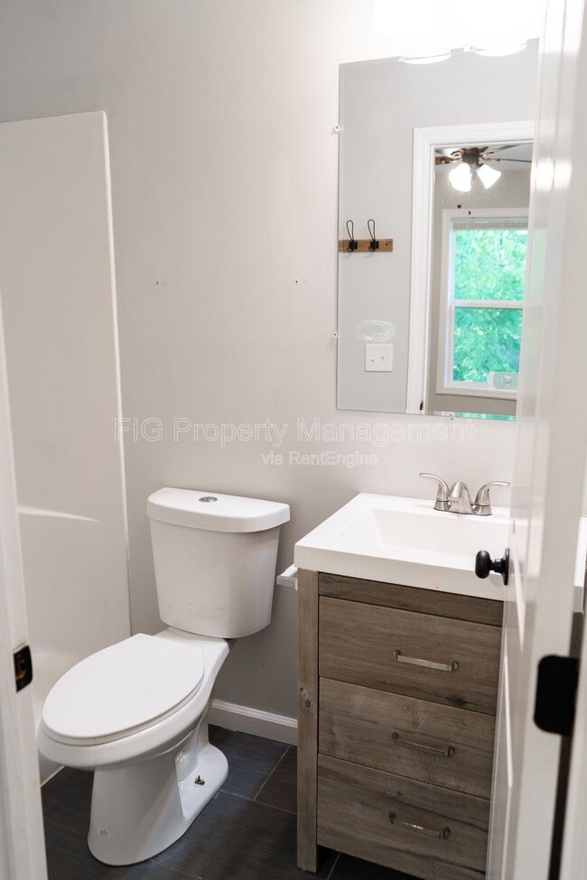 Building Photo - 3225 Bikers Path Wy