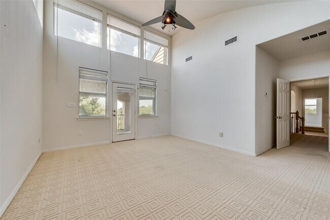 Building Photo - 1271 Carl Dr