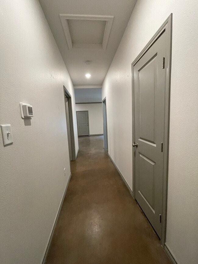 Building Photo - 4074 County Rd 152 W