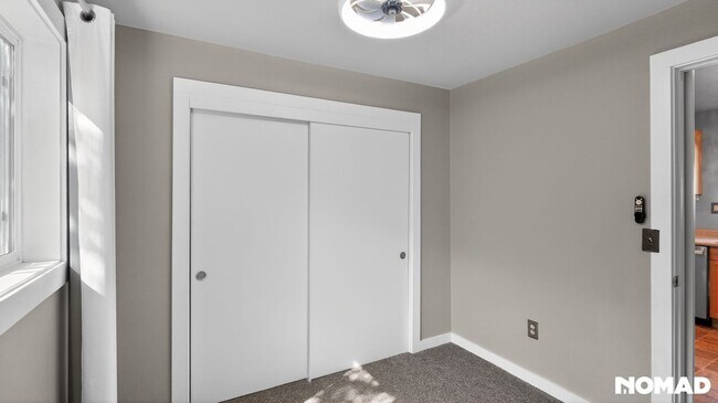 Building Photo - Charming 2BR House in Engelwood