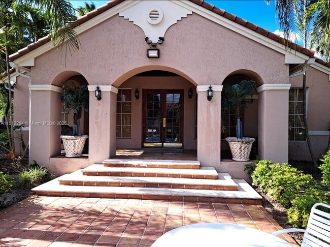 Building Photo - 12136 St.Andrews Pl