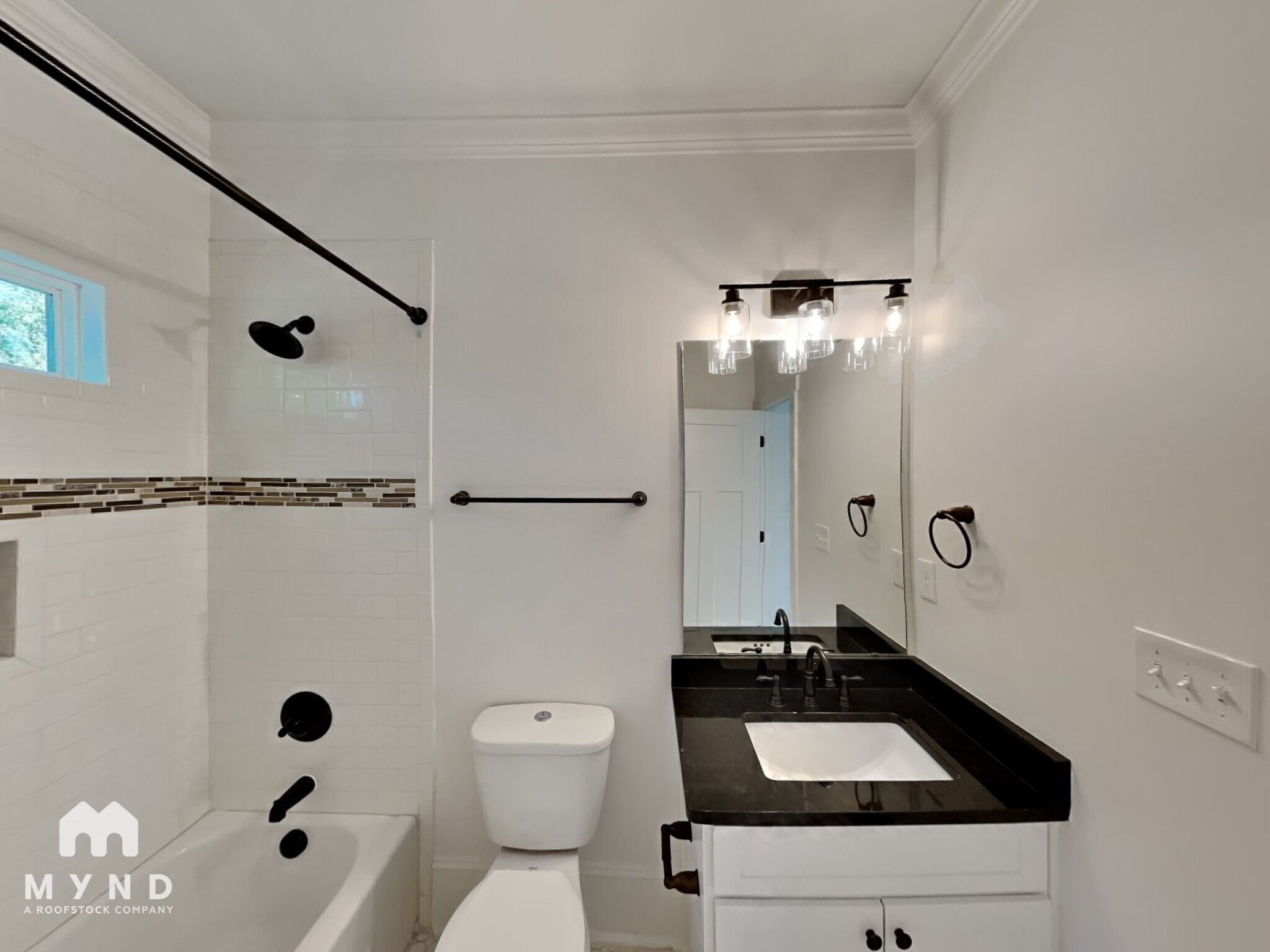 Building Photo - 1837 Umstead St