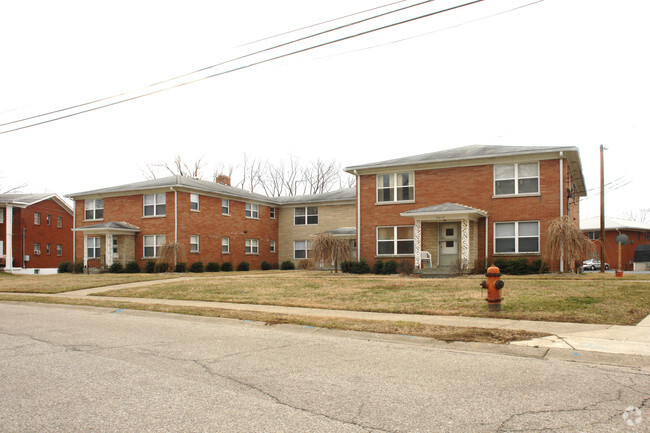 Primary Photo - Solinger Hikes Point Apartments