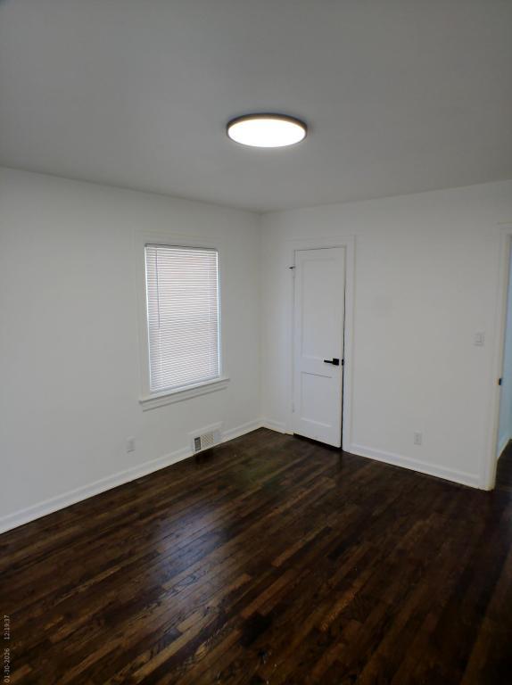 Building Photo - 5302 N Spruce Ave