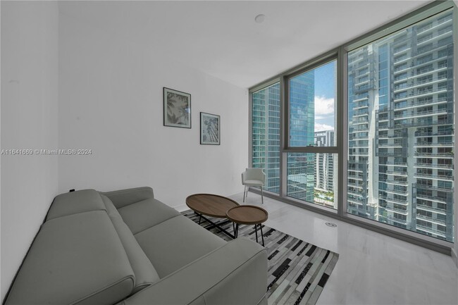 Building Photo - 300 Biscayne Blvd Way