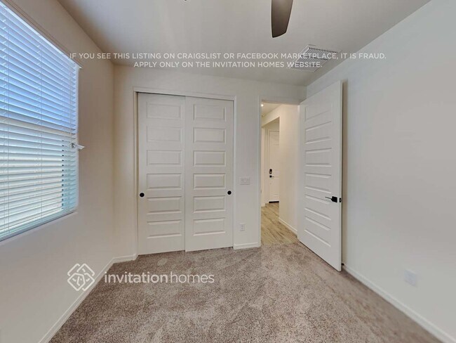 Building Photo - 19648 W Roma Ave