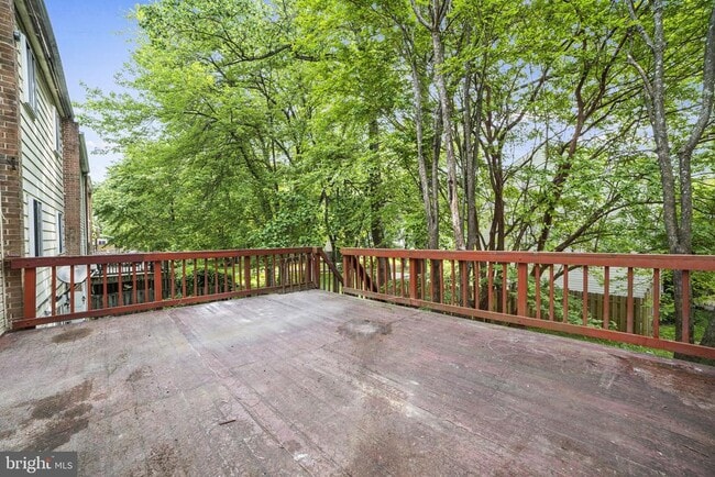 Building Photo - 9328 Humphries Dr