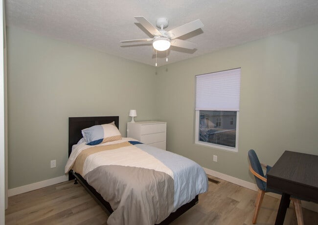 Building Photo - 2014 Cherry St