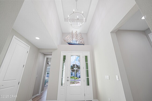 Building Photo - 9431 Paradise Dr